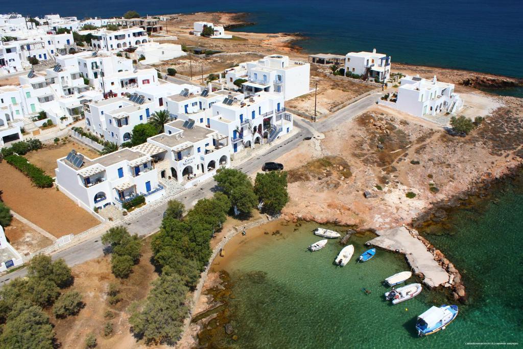 Cavos Beatnik Hotel Naoussa Esterno foto